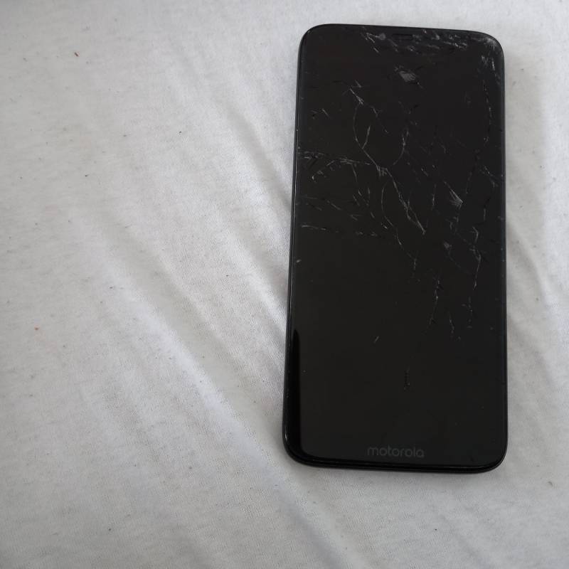 ox_telefon-motorola-moto-g7-power