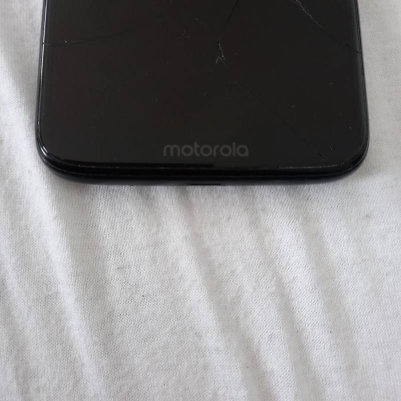 ox_telefon-motorola-moto-g7-power