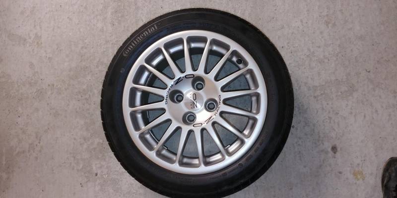 ox_felgi-aluminiowe-oz-racing-15-z-oponami
