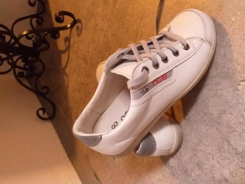 ox_buty-damskie-skora-licowa-bialy-rustic-cena-230-zl-rozm-38