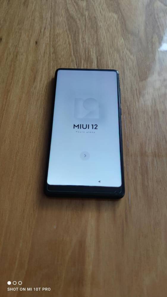 ox_smartfon-telefon-xiaomi-mi-mix-2s-gratis
