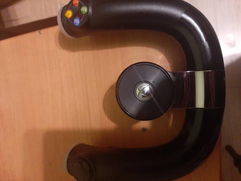 ox_bezprzewodowa-kierownica-xbox-360