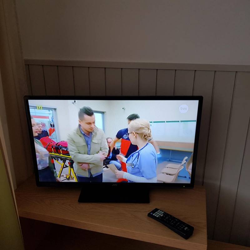ox_telewizor-jvc-led-29-cale