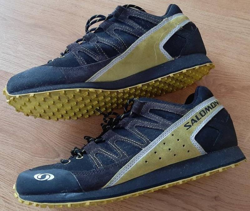 ox_buty-salomon-42-23