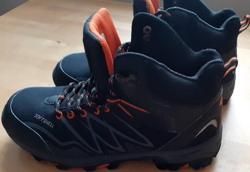 ox_sprzedam-buty-martens-juniorskie-trekkingowe