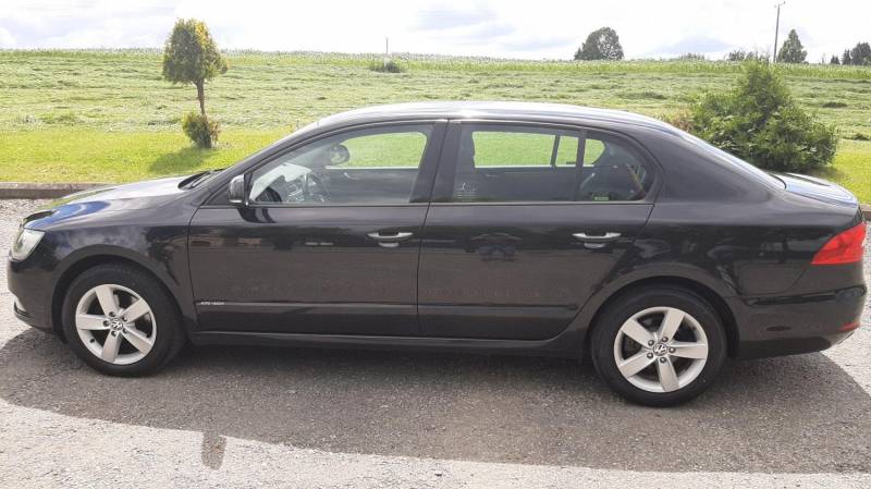 ox_skoda-superb-serwisowana-w-aso-salon-pl