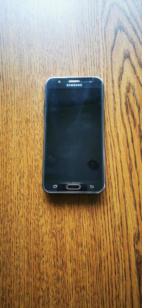 ox_samsung-galaxy-j5