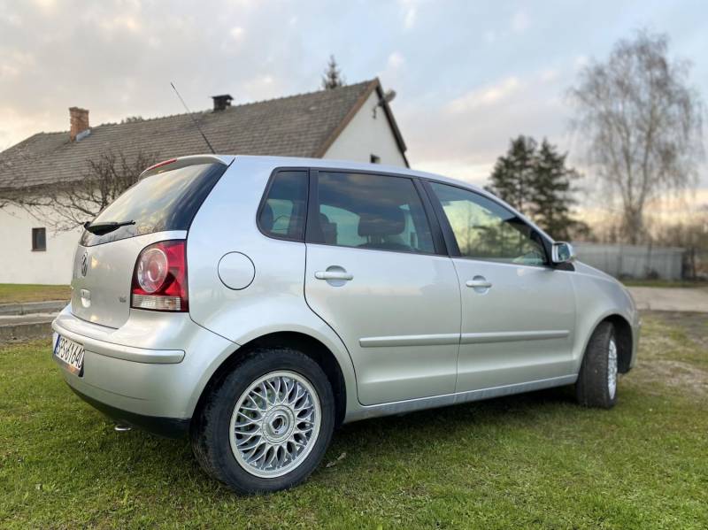ox_volkswagen-polo-lift-2008r-klimatyazcja-14-80km-benzyna-maly-przebieg