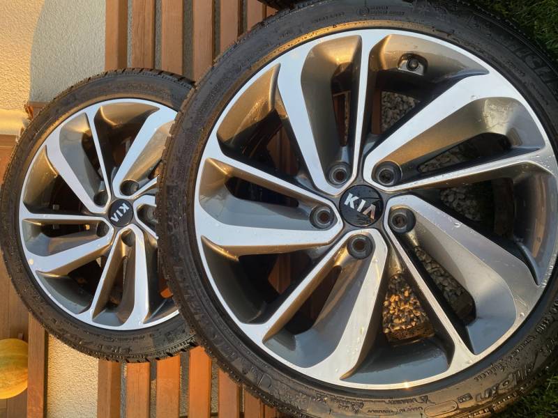 ox_zima-kola-felgi-opony-kia-5x1143-2254518-8mm-michelin-pa4-nowe-2020
