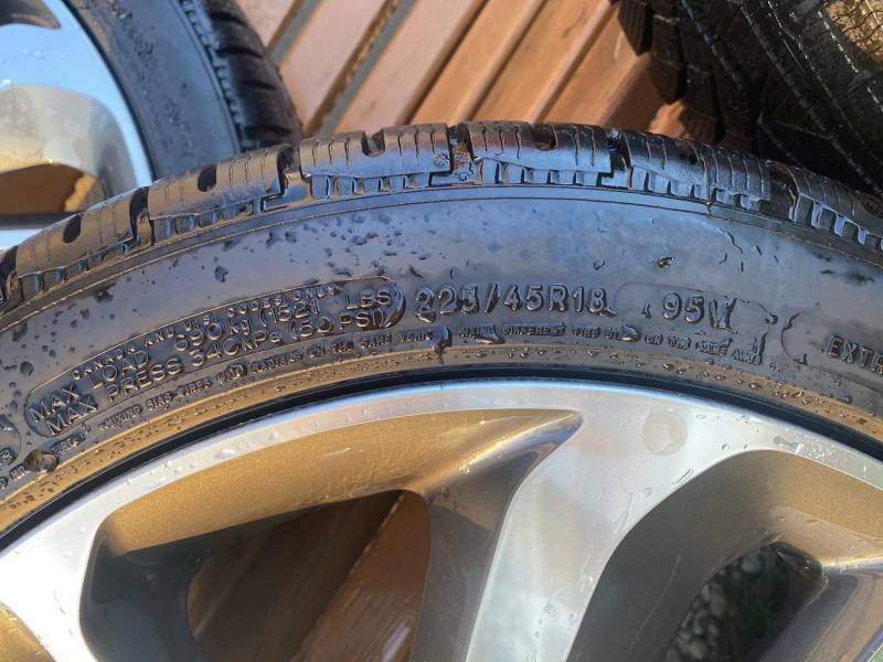 ox_zima-kola-felgi-opony-kia-5x1143-2254518-8mm-michelin-pa4-nowe-2020