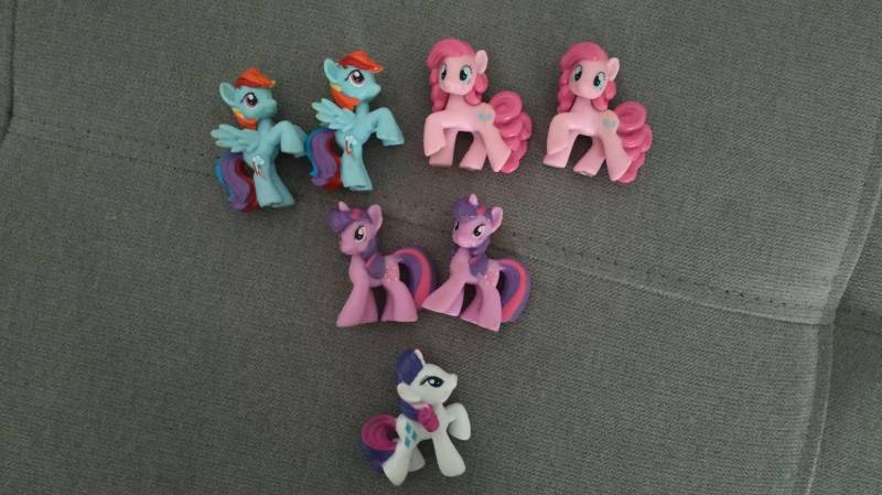 ox_figurki-koniki-pony-17szt