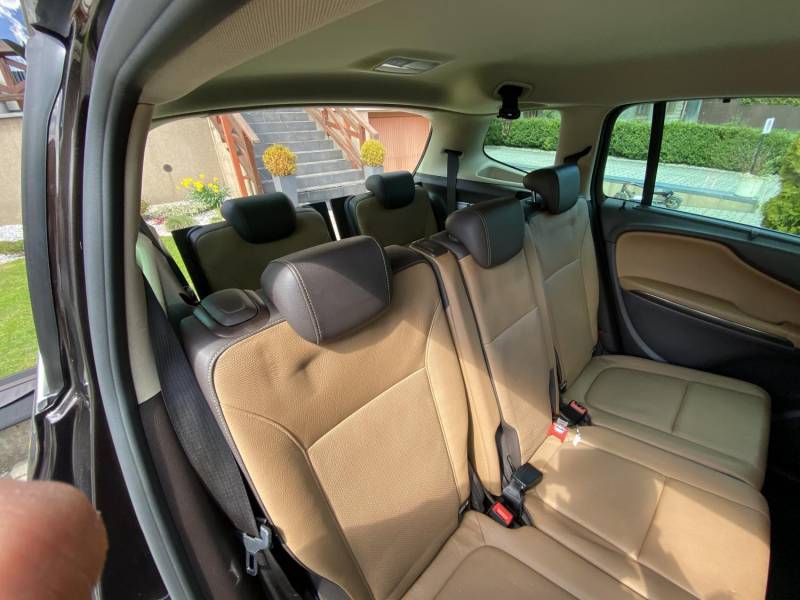 ox_opel-zafira-20-cdti-165-km-7-miejsc-fv-wisla