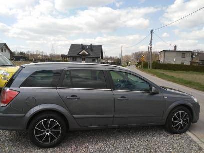 ox_sprzedam-opel-astra-iii-kombi-17-cdti