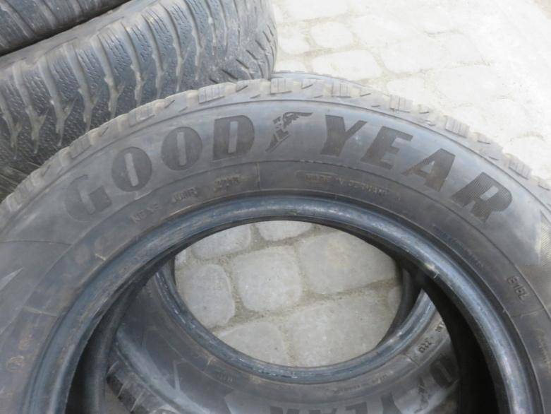 ox_goodyear-ultragrip-8-1956515-zima-komplet