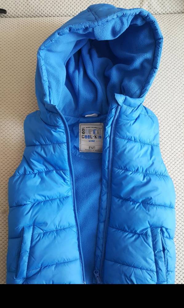 ox_bezrekawnik-kurteczka-rozm110-116-cm-5-6-lat