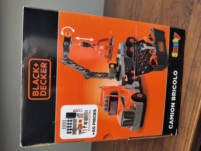 ox_nowa-zabawka-ciezarowka-black-decker-3w1