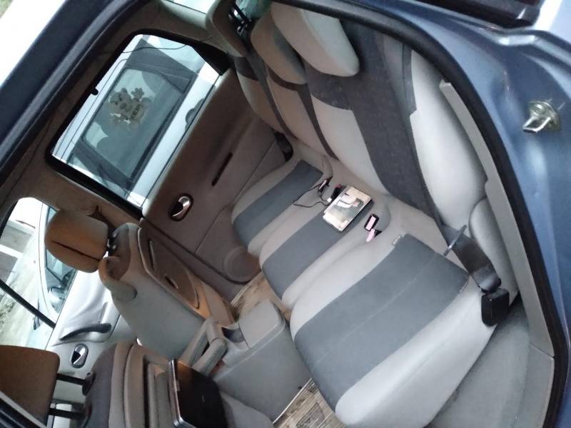 ox_sprzedam-renault-scenic