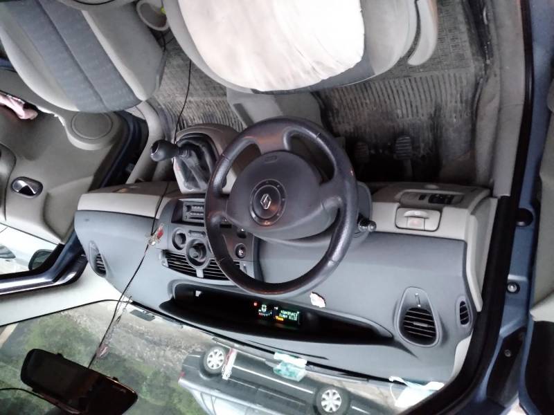 ox_sprzedam-renault-scenic
