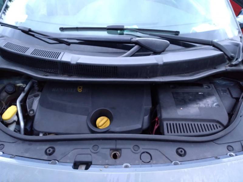 ox_sprzedam-renault-scenic