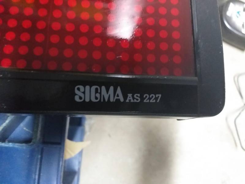 ox_neon-sigma
