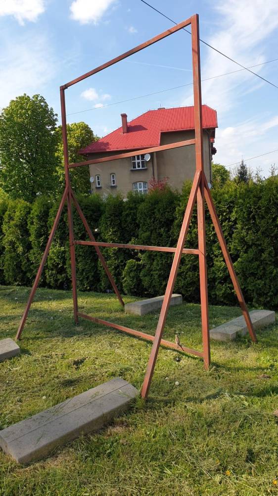 ox_stelaz-pod-reklame
