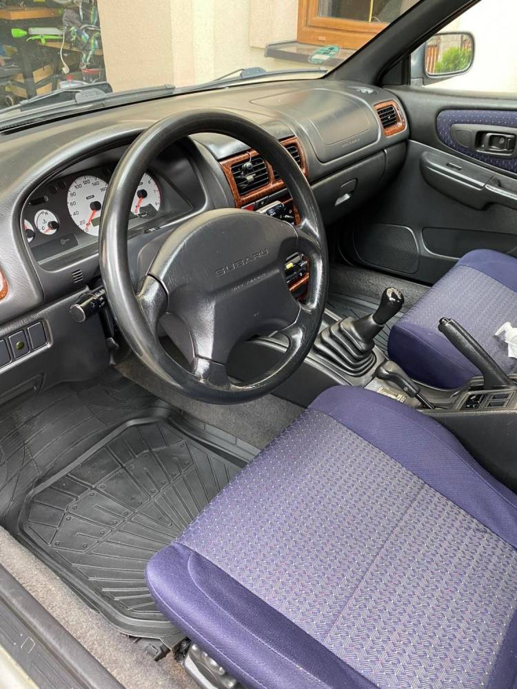 ox_subaru-impreza-20-benzyna-125-km-4x4-klima-hak