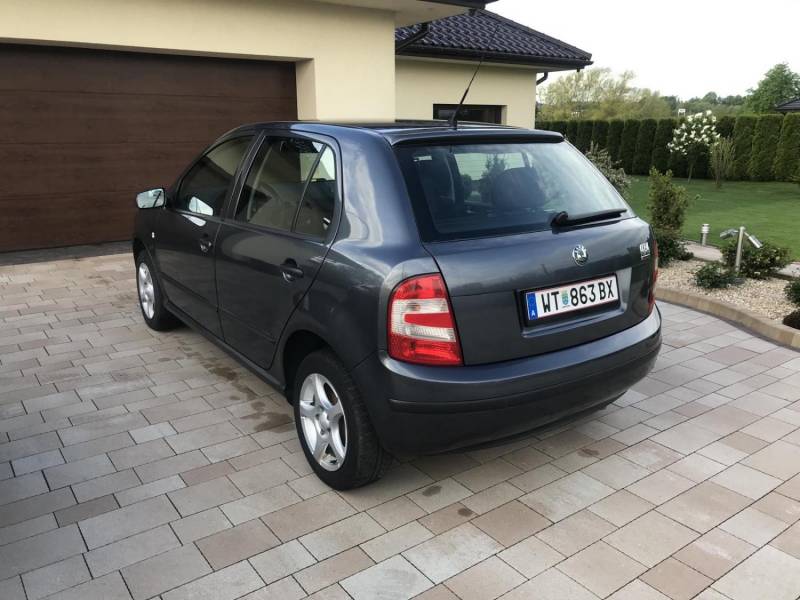 ox_skoda-fabia-12-benzyna-klima-2007r