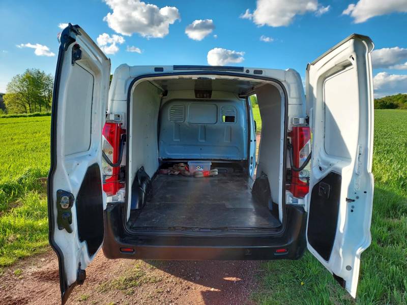 ox_fiat-scudo-20-d-120-km-3-os-maxi-furgon-1200-kg-lad-cena-1-tys-w-dol