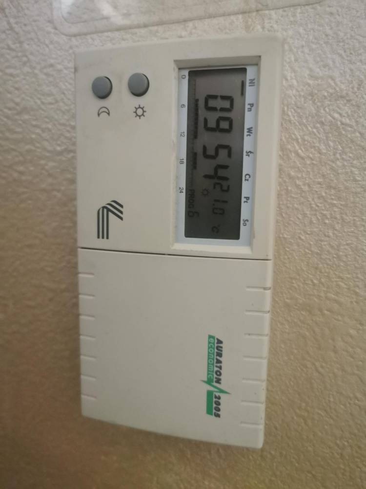 ox_kociol-piec-gazowy-dwufunkcyjny-vaillant-24kw-vuw-2422-3-r2