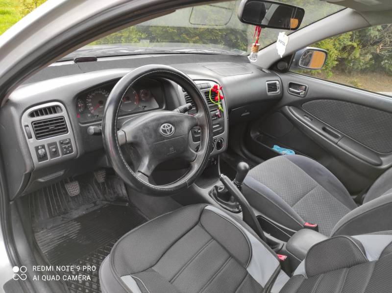 ox_sprzedam-toyota-avensis-lpg