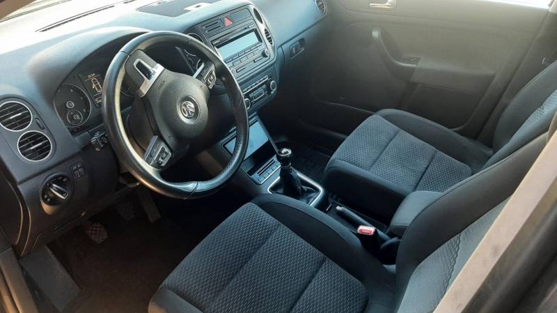 ox_volkswagen-golf-plus