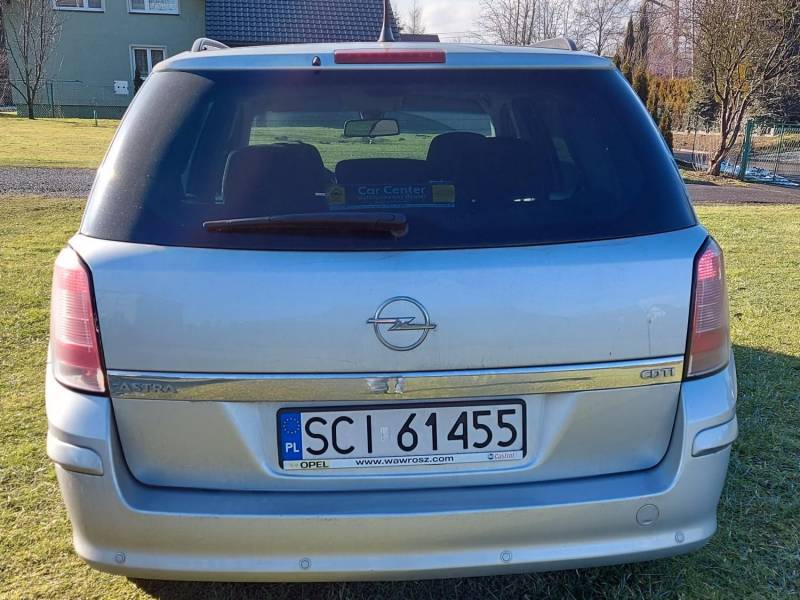 ox_opel-astra-h-combi-13-cdti-2010-rok