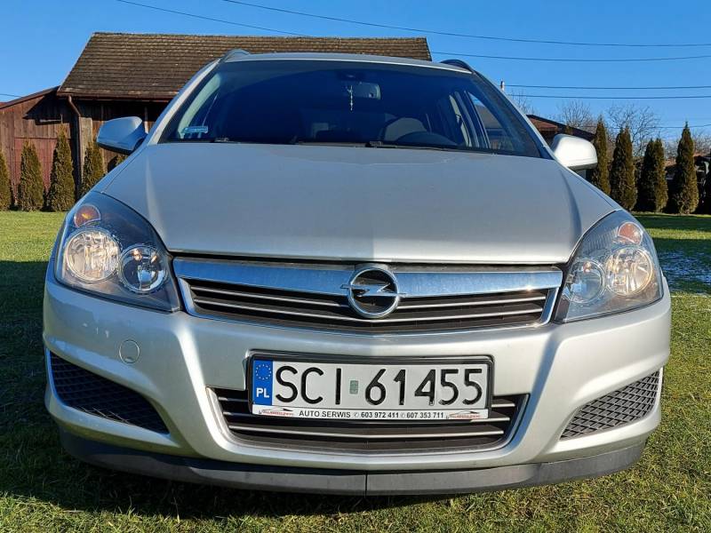 ox_opel-astra-h-combi-13-cdti-2010-rok