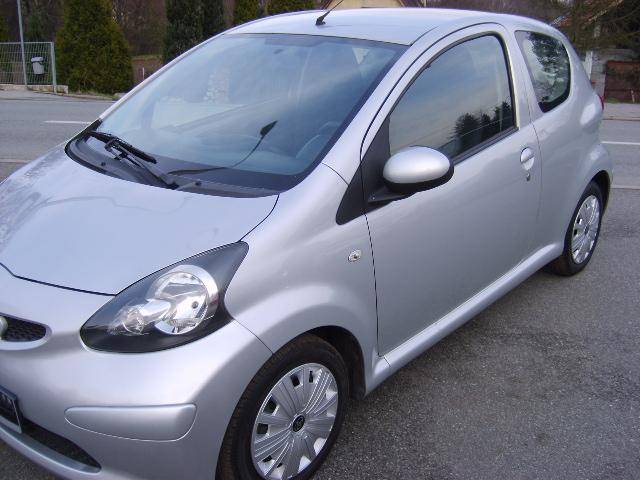 ox_toyota-aygo-rok-2007-model-2008