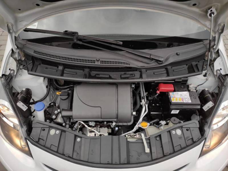 ox_toyota-aygo-2014-lift-biala-perla-tylko-21901km