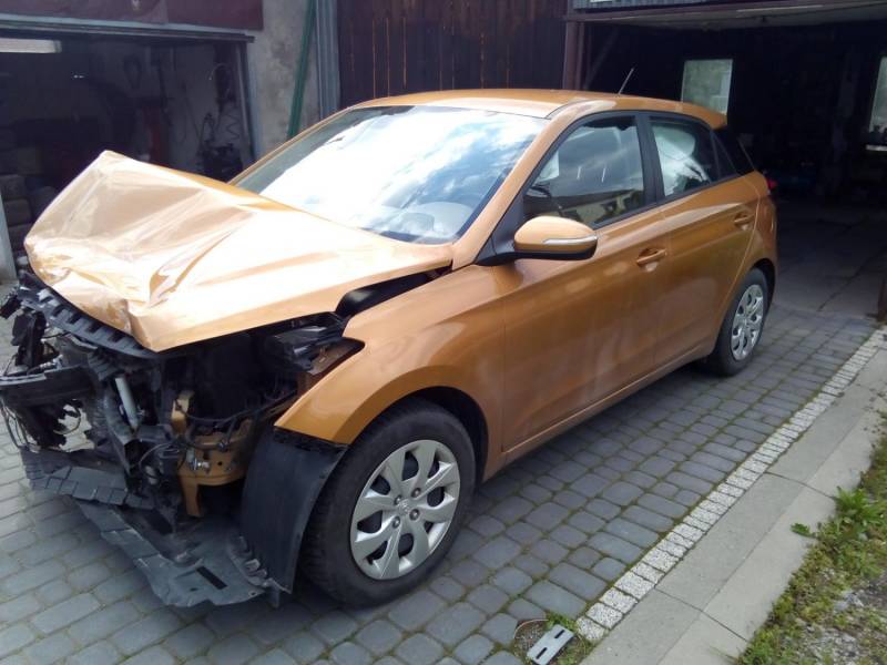 ox_hyundai-i20-20162017-52-tys-km-serwisowany-uszkodzony
