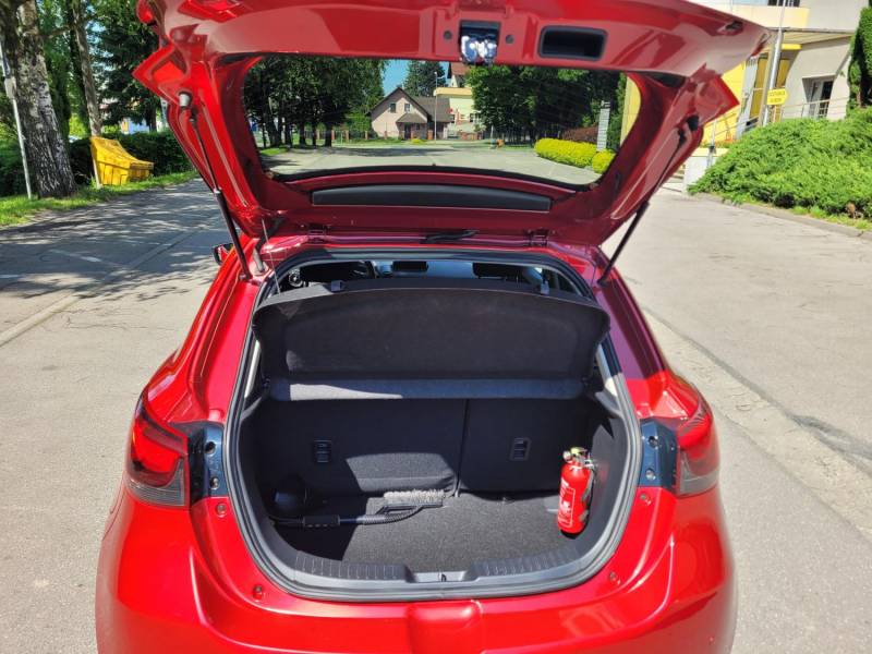 ox_mazda-2-15-90km-pierwszy-wlasciciel