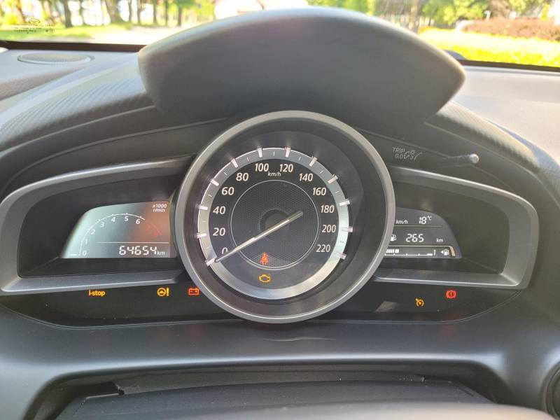 ox_mazda-2-15-90km-pierwszy-wlasciciel