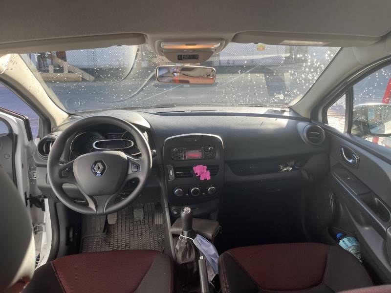 ox_sprzedam-renault-clio-4-12-2013r