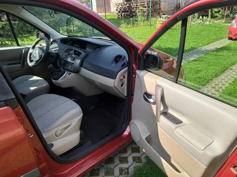 ox_sprzedam-renault-scenic-19-dci-130km-2006-r