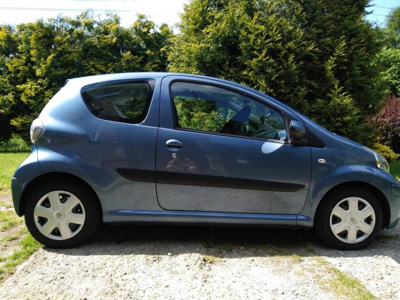 ox_toyota-aygo-2009r-bardzo-zadbana-sprowadzona