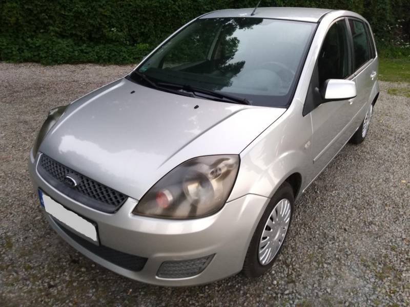 ox_ford-fiesta-mk6-klimatyzacja-125-benzyna-grzane-fotele