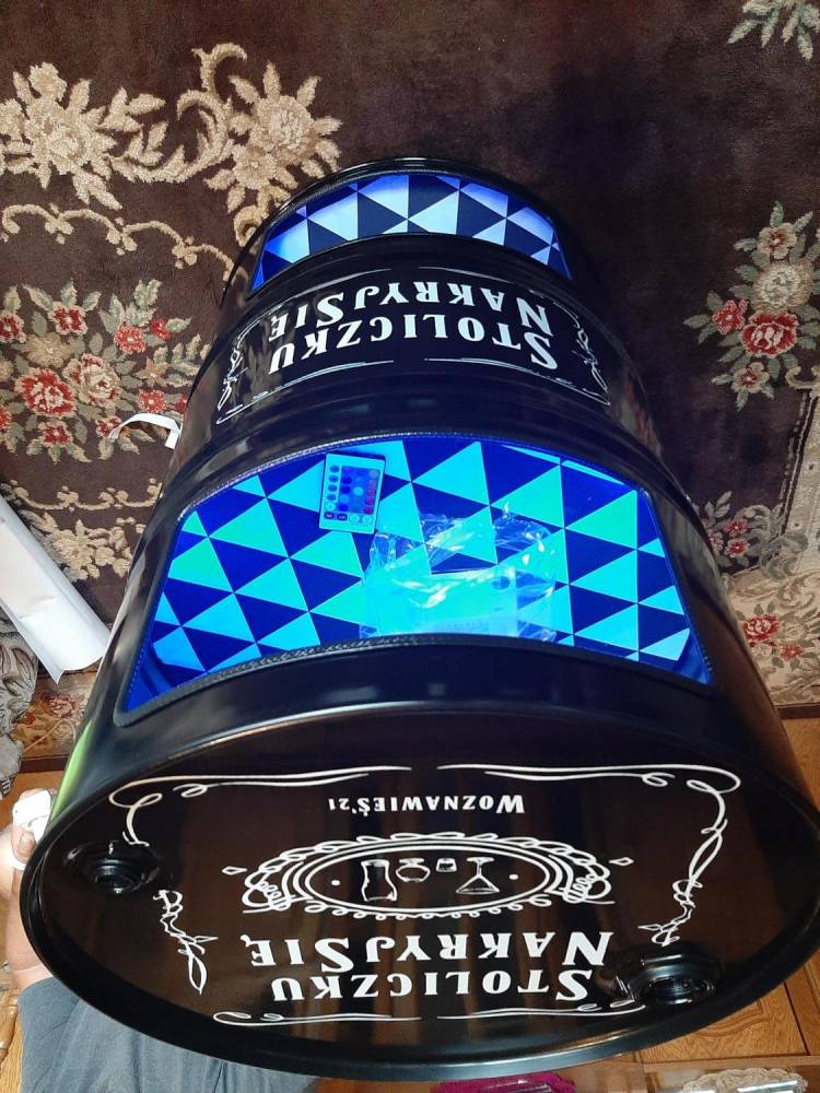 ox_barek-z-beczki-metalowej-200l
