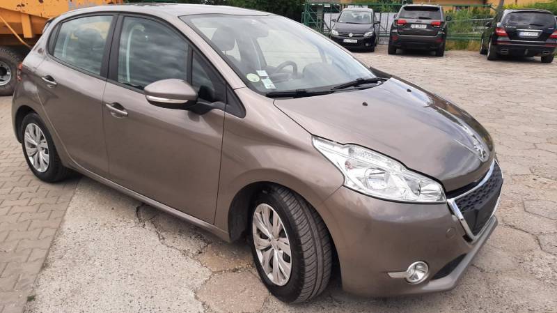 ox_peugeot-208-16-hdi
