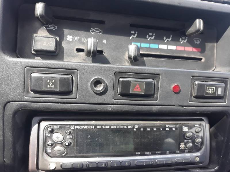 ox_rav4-1996-lpg-klima-wyszykowana