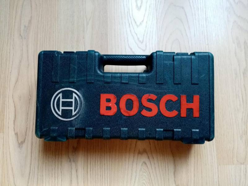 ox_pila-szablasta-lisi-ogon-lisica-bosch-gsa-13000-pce-professional