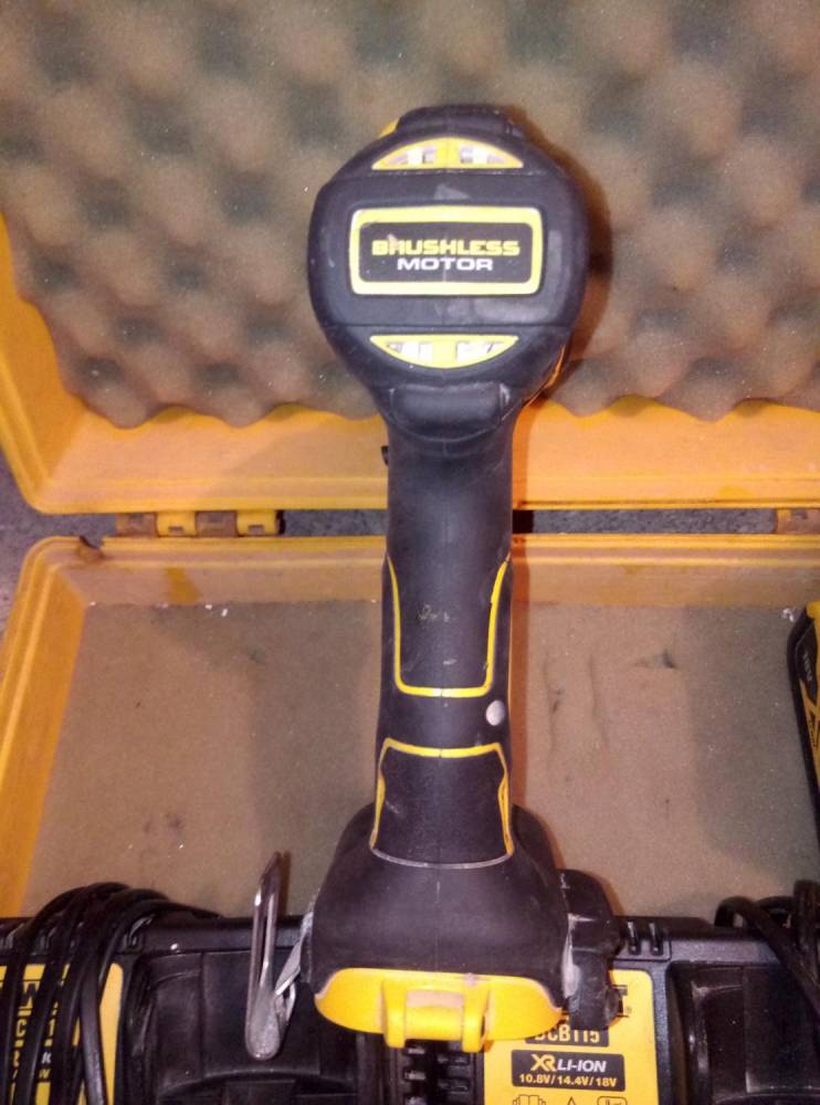 ox_wiertarko-wkretarka-dewalt