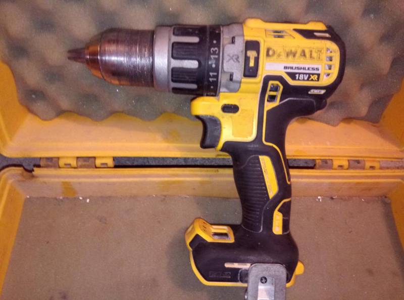 ox_wiertarko-wkretarka-dewalt