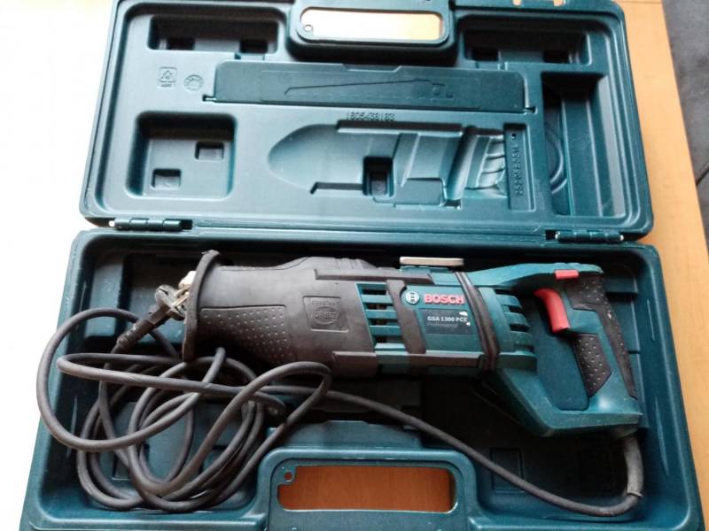 ox_pila-szablasta-lisi-ogon-lisica-bosch-gsa-13000-pce-professional