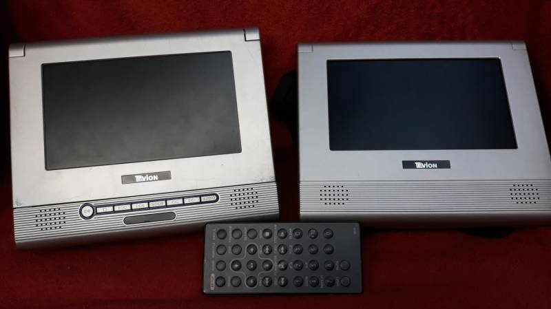 ox_telewizorki-samochodowe-zestaw-bajek